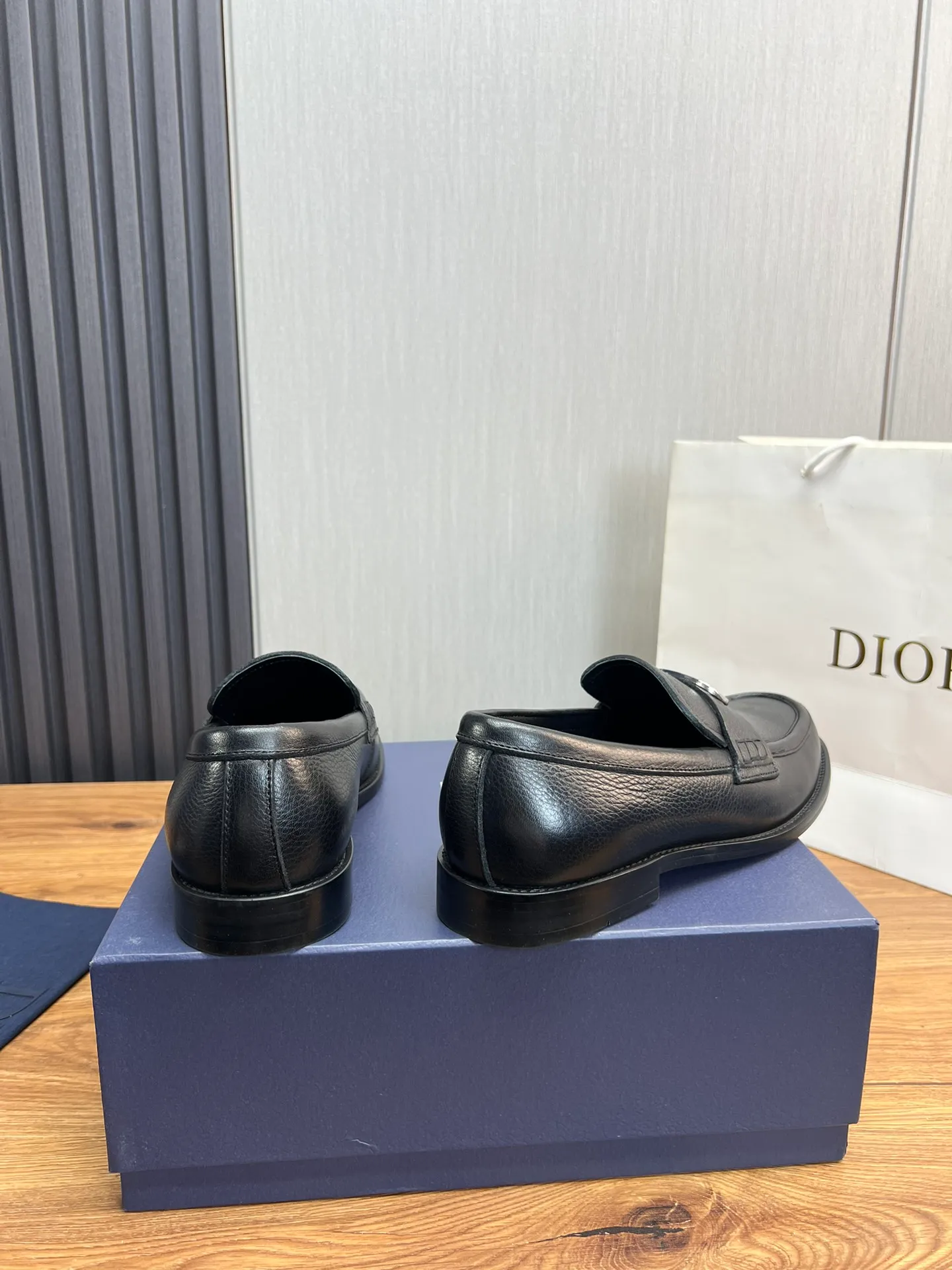 Men's men's shoes💰560💰 Dior men's business casual leather shoes👞all use imported original brand leather, just to create a more comfortable wearing experience, upper: original cowhide➕imported sheepskin lining, original non-slip and wear-resistant rubber outsole✔️36-45 (38.45 non-returnable)